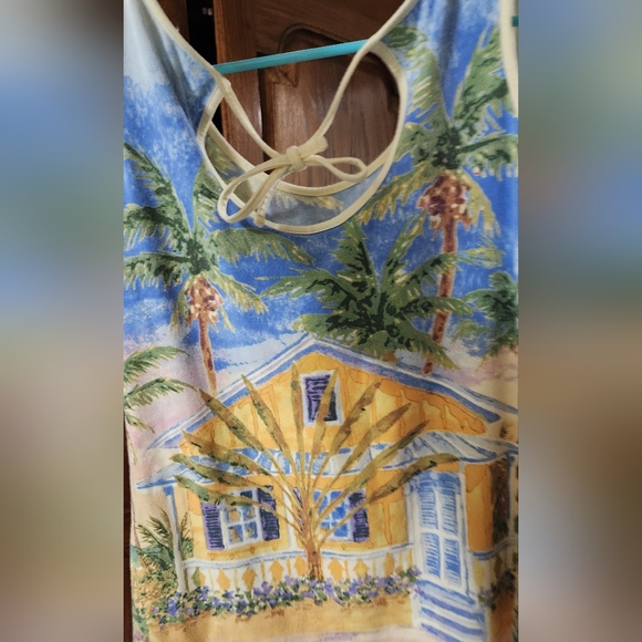 BAY STUDIO Tropical Beach Tank size S small, coastal key west look. Ties in back - Picture 5 of 7